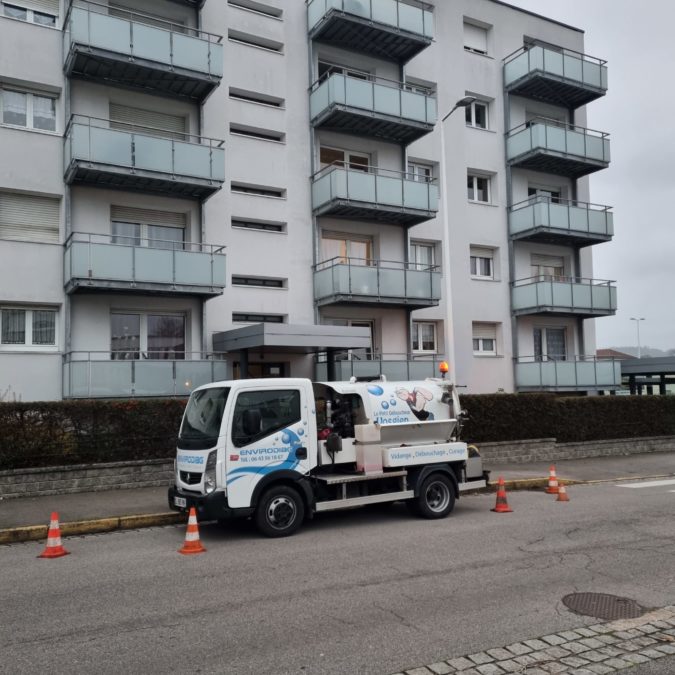 D&eacute;bouchage / Curage / Assainissement / Vidanges fosses S&eacute;lestat 15